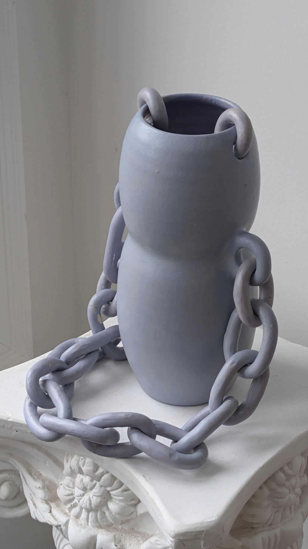Lilac vessel