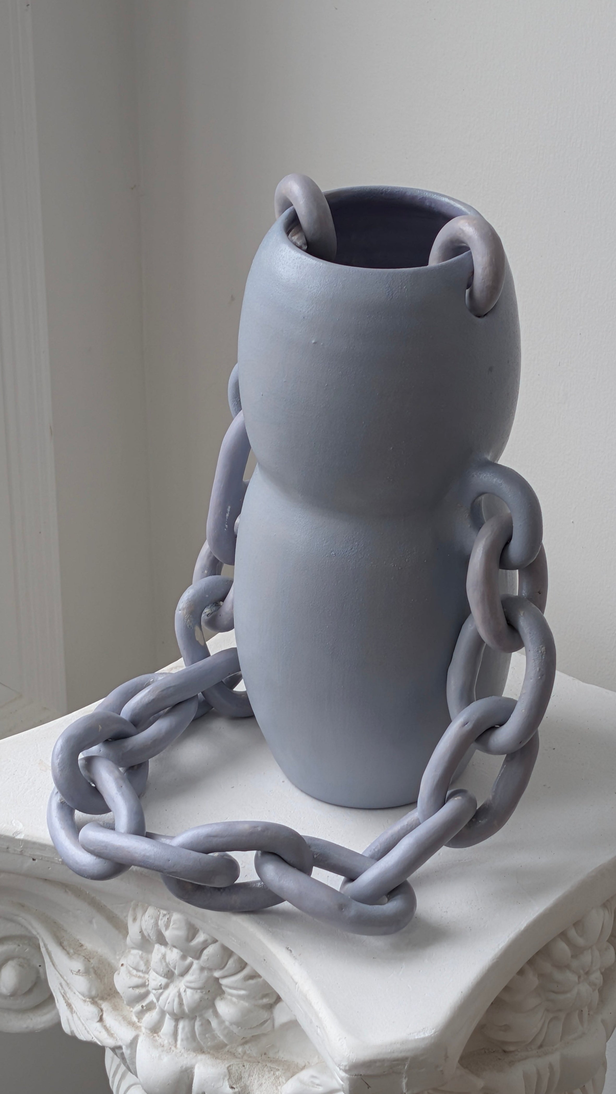 Lilac vessel